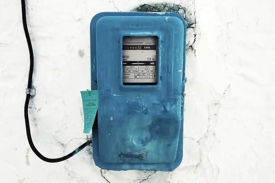 Ηλεκτρικό: Τι ισχύει όταν βάζει «λουκέτο» ένας πάροχος ρεύματος