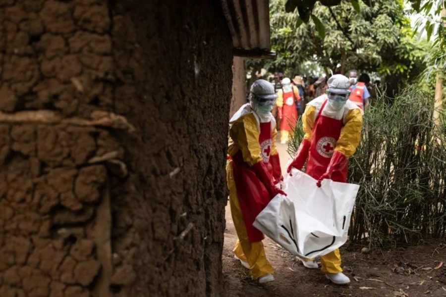 Νέος εφιάλτης: Ο Έμπολα επέστρεψε δριμύτερος και τα εμβόλια δεν «πιάνουν»