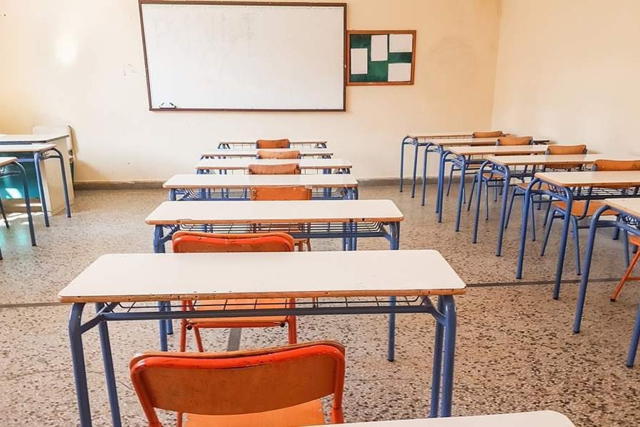 Πότε ανοίγουν τα σχολεία