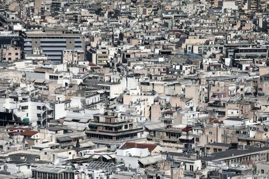 Παγώνουν οι μεταβιβάσεις ακινήτων για ένα μήνα