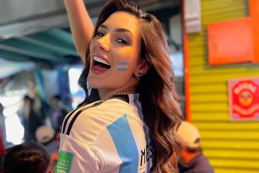 Μουντιάλ 2022: Η Μις Αργεντινή και η Μις Πουέρτο Ρίκο πανηγύρισαν με ένα φιλί