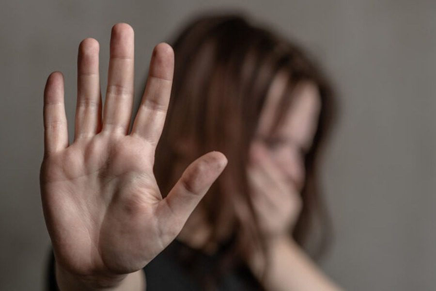 «Σε παρακαλώ μη με σκοτώσεις»: Σοκαριστικό περιστατικό κακοποίησης γυναίκας στον Βόλο