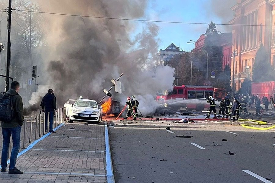 Ουκρανία: Εκρήξεις συγκλόνισαν το Κίεβο – Σε κόκκινο συναγερμό η χώρα