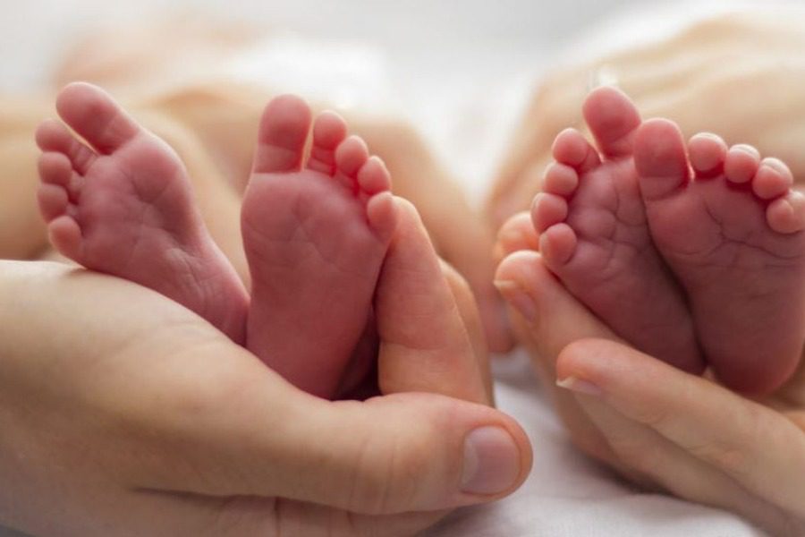Φρίκη στη Ρόδο: Καταγγελία για σeξουαλική κακοποίηση 5χρονων αδελφών από τη νονά τους