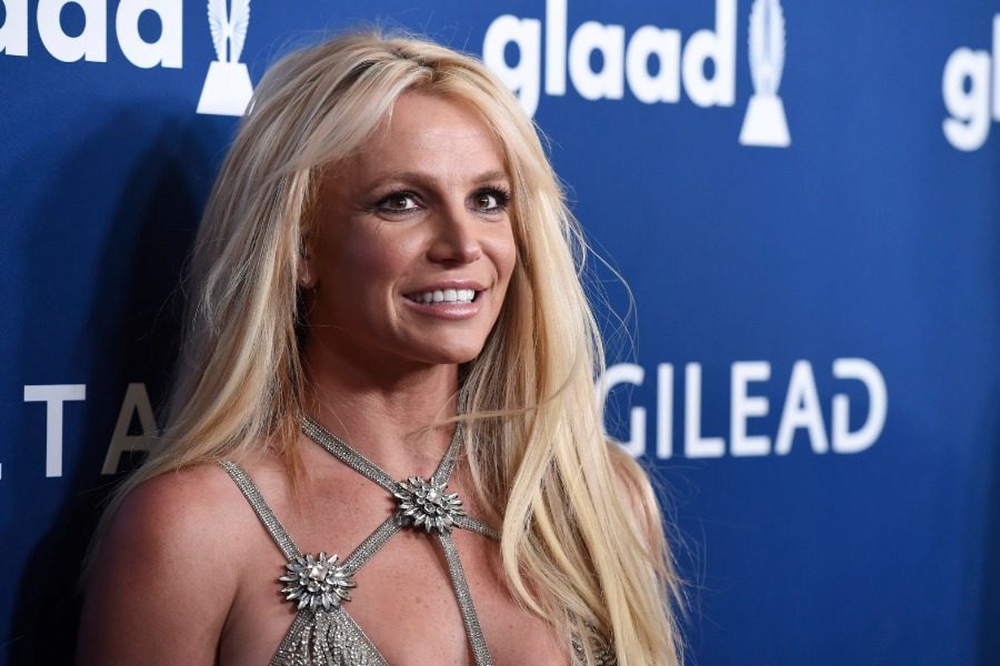 Τι σχέση έχει η Britney Spears με τους Σομαλούς πειρατές  