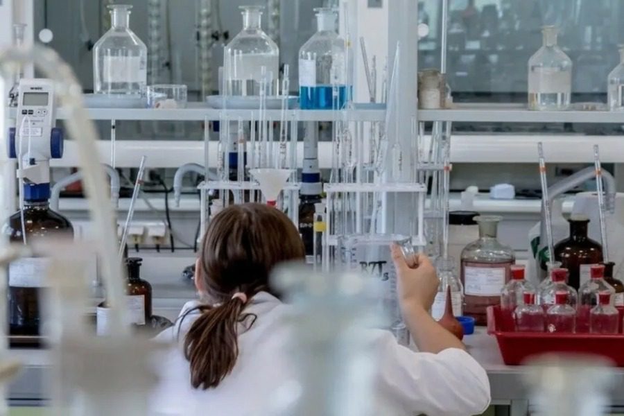 Η Κίνα ζητά περισσότερα στοιχεία από τις ΗΠΑ για τα βιολογικά εργαστήρια στην Ουκρανία