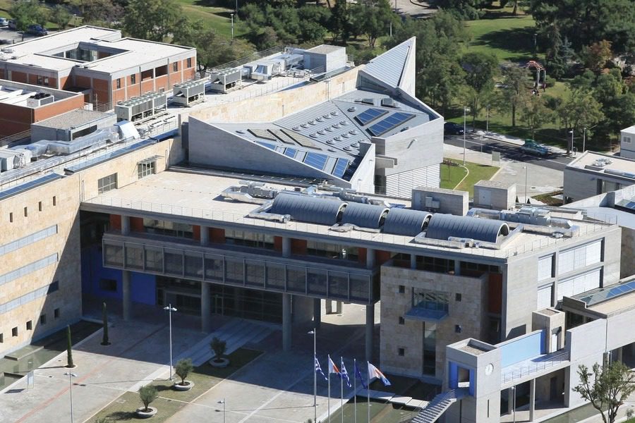 Το δημαρχείο της Θεσσαλονίκης μετατρέπεται σε... στρατηγείο της CIA