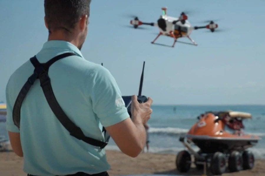 Το drone – ναυαγοσώστης που έσωσε 14χρονο αγόρι από τον πνιγμό