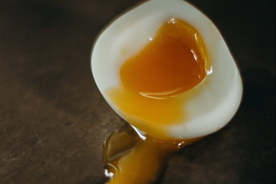 Ένα χρήσιμο μυστικό για το βράσιμο των αυγών που λίγοι ξέρουν 