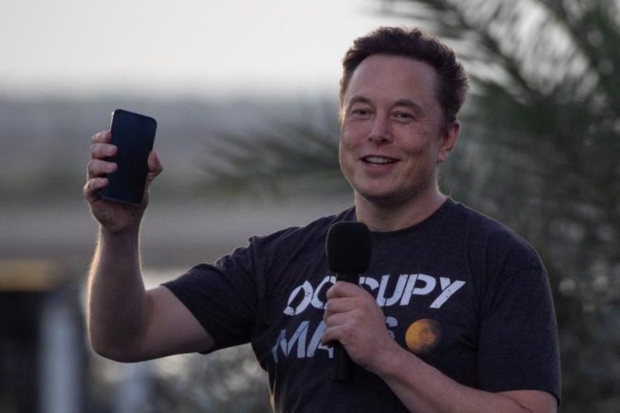 Η συνήθεια που θέλει να κόψει άμεσα ο Elon Musk