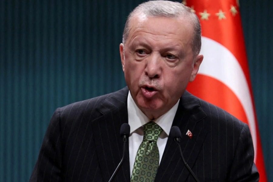 Milliyet: Προτρέπει τον Ερντογάν να ζητήσει πολεμικές αποζημιώσεις για τη Μικρασιατική Εκστρατεία