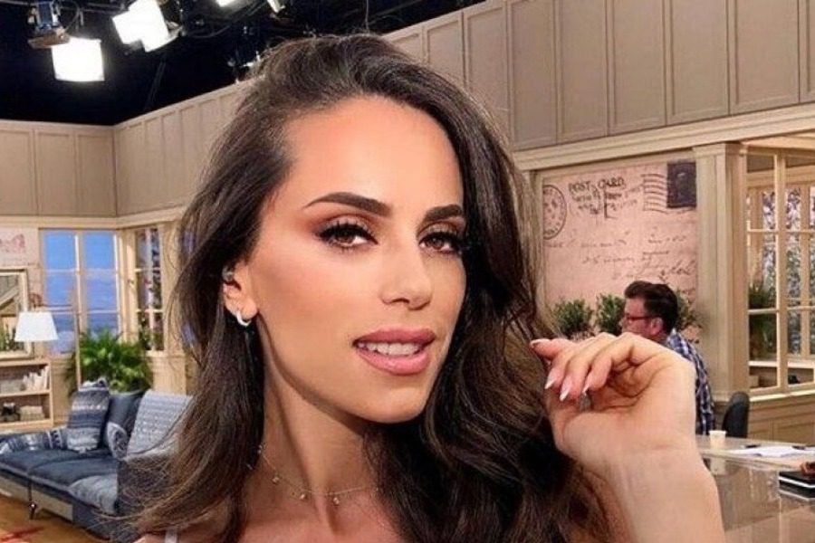 Η Μαρία Αντωνά αποκαλυπτική όσο ποτέ