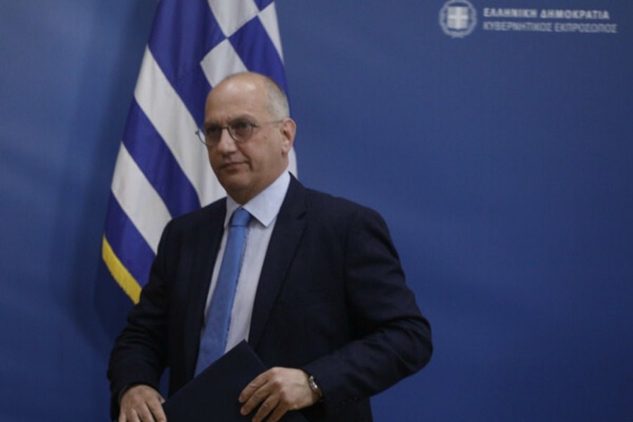 Θετικός στον κορωνοϊό ο Γιάννης Οικονόμου: Συμμετείχε στη σημερινή ενημέρωση