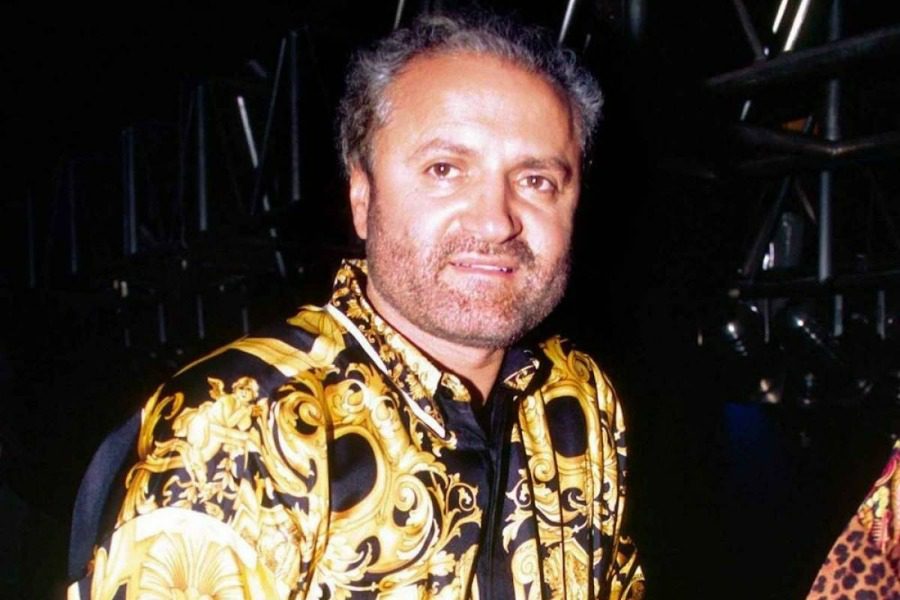 Σαν σήμερα: Η στυγερή δολοφονία του Τζιάνι Βερσάτσε