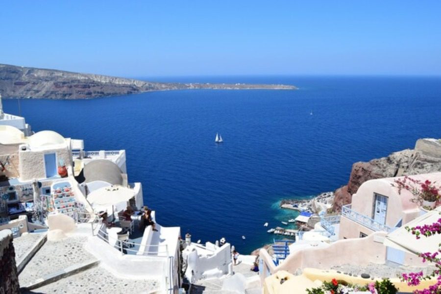 Ανοδος της στάθμης της θάλασσας: Ποιες περιοχές της Ελλάδας θα κινδυνέψουν έως το 2050