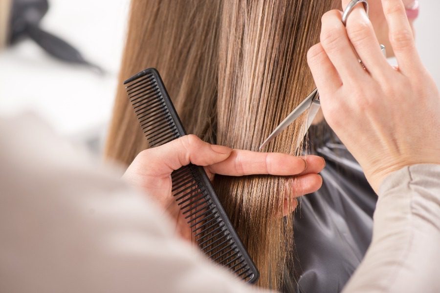 Πώς να περιποιηθείς τα μαλλιά σου για να μακρύνουν πιο γρήγορα
