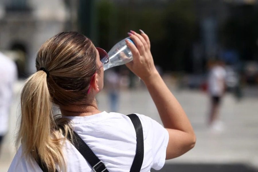 Καυτός θα είναι ο καιρός αύριο σε όλη τη χώρα