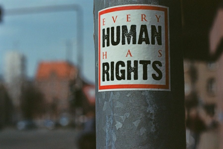 Παγκόσμια Ημέρα Ανθρωπίνων Δικαιωμάτων: Γιατί τα ανθρώπινα δικαιώματα έγιναν παγκόσμια