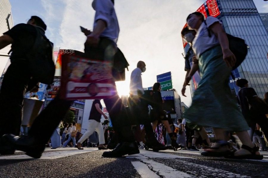 Κορωνοϊός: Απομακρύνεται το σενάριο του τέλους της πανδημία