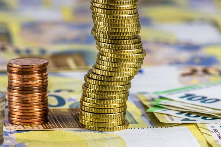 Ευρώ: Κάτω από τα 0,99 δολ. για πρώτη φορά εδώ και 20 χρόνια