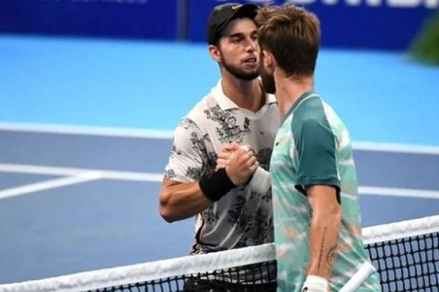 Απίστευτες εικόνες σε αγώνα τένις: Μουτέ και Αντρέεφ ήρθαν στα χέρια σε τουρνουά 
