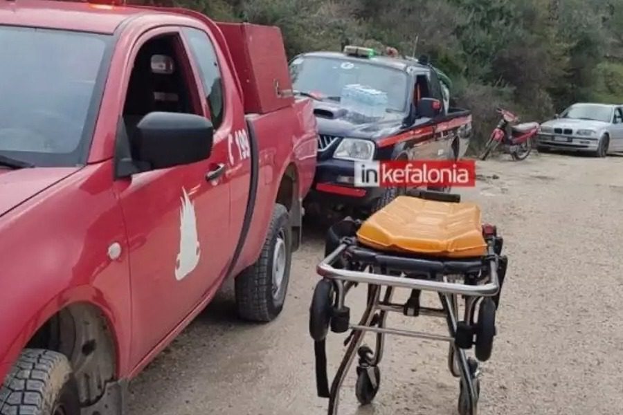 Τραγωδία στην Κεφαλονιά: Πτώση φορτηγού σε γκρεμό ‑ Δύο νεκροί