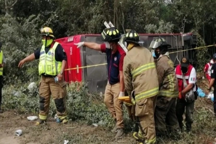 Τραγωδία στην Κίνα: 27 νεκροί από ανατροπή λεωφορείου
