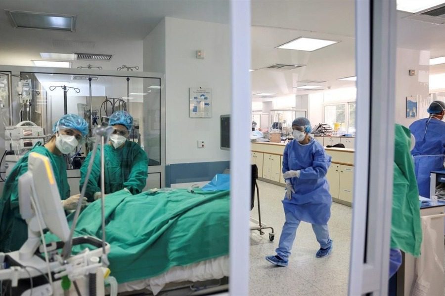 22.451 νέα κρούσματα σήμερα