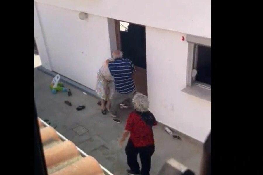 Κύπρος: Ηλικιωμένος χτυπάει βάναυσα αλλοδαπή γυναίκα
