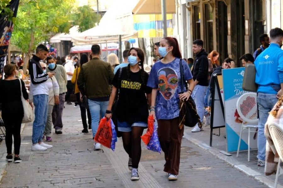 Τι ισχύει με τη μάσκα σε εσωτερικούς χώρους από την Τετάρτη 1 Ιουνίου
