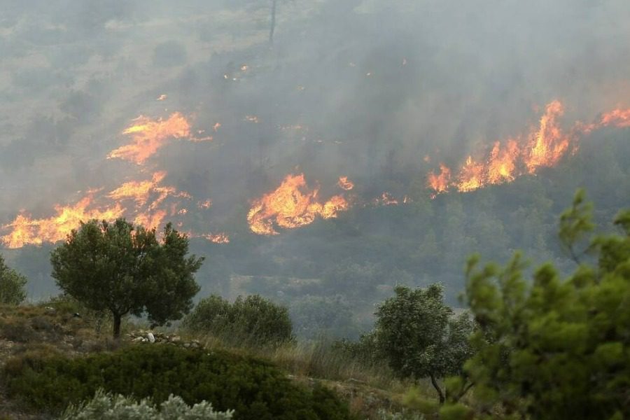 Φωτιά στην Πεντέλη: Πρέπει να σβηστεί άμεσα αλλιώς θα έχουμε έχουμε πρόβλημα