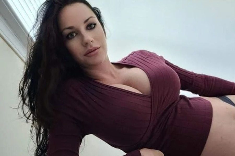 Μοντέλο του OnlyFans θα πουλήσει το κορμί της σε άνδρες για να μείνει έγκυος