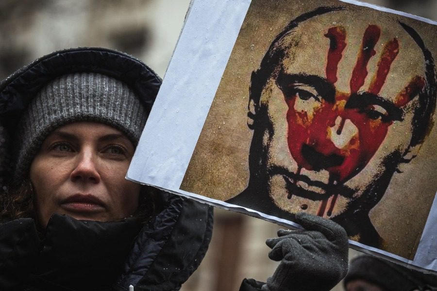 Οργισμένες Ρωσίδες μητέρες: «Χρησιμοποιείτε τους γιους μας ως τροφή για τα κανόνια»