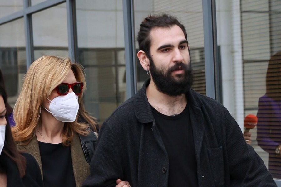 Δίκη Φιλιππίδη: «Τον δολοφόνησαν» είπε η σύζυγός του
