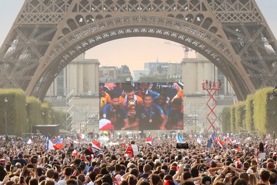 Μουντιάλ 2022: Γιατί οι Γάλλοι δεν θα βάλουν γιγαντοοθόνες στους δρόμους;