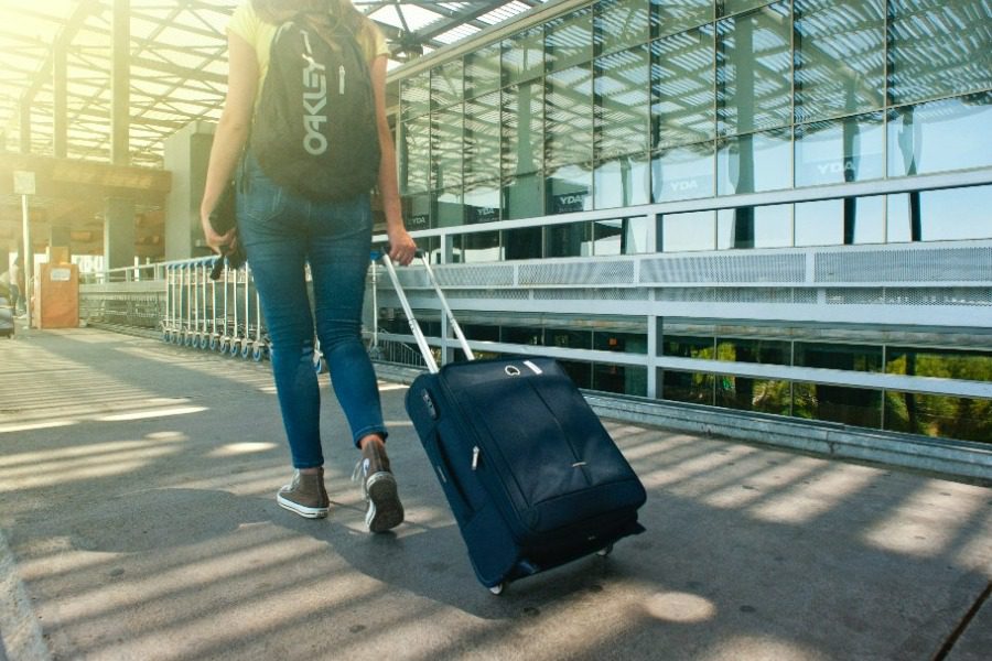 Τέλος τα τεστ για είσοδο στην Ελλάδα ‑ Μόνο με πιστοποιητικό εμβολιασμού