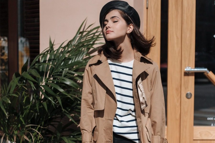 Τι είναι η capsule wardrobe και πώς θα σε σώσει για πάντα