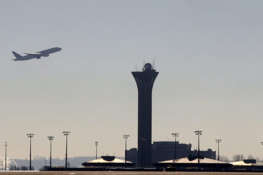 Πιλότος λιποθύμησε εν ώρα πτήσης και το αεροπλάνο προσγειώθηκε στη Θεσσαλονίκη