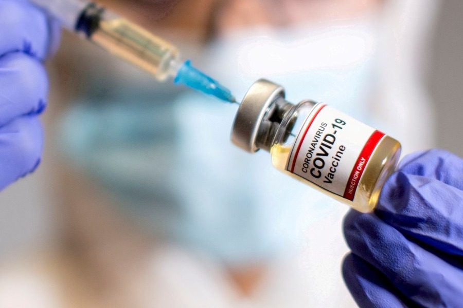 Pfizer, BioNTech, Moderna: Πόσα κέρδισαν οι επικεφαλής τους κατά τη διάρκεια της πανδημίας