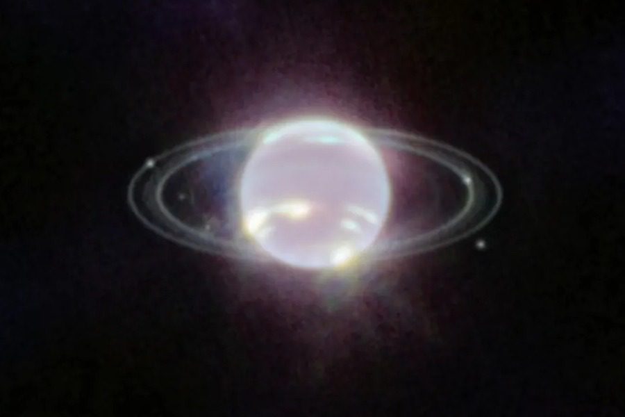 Η «μαγική» εικόνα του Ποσειδώνα με τους δακτυλίους του