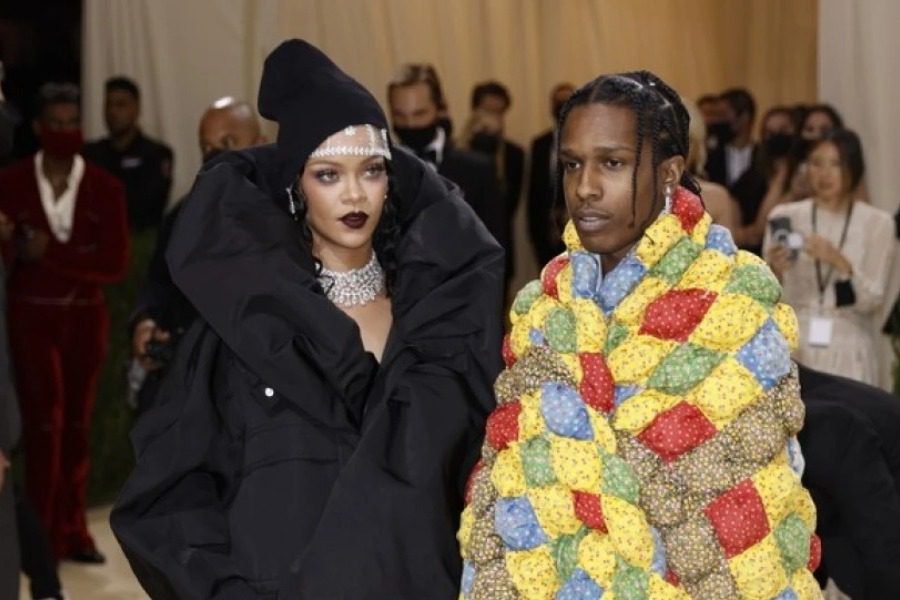 Rihanna: Βρήκαν πολλά όπλα στο σπίτι του Asap Rocky