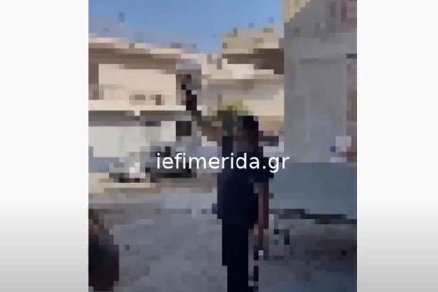 Aνεξέλεγκτοι πυροβολισμοί στο Μενίδι