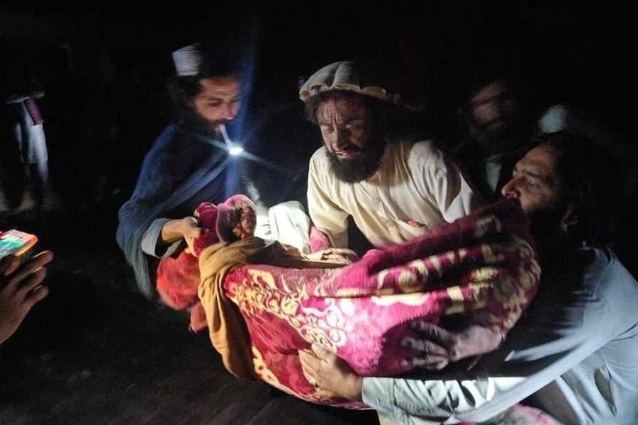 Ισχυρός σεισμός 6,1 Ρίχτερ συγκλόνισε το Αφγανιστάν
