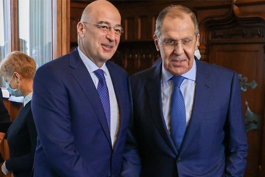 Δένδιας ‑ Λαβρόφ: «Πνίγηκε» και δεν μπορούσε να μιλήσει η διερμηνέας