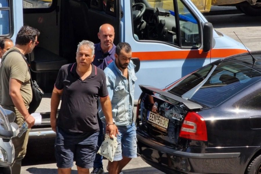 Θεσσαλονίκη: Ποινική δίωξη στον Αλγερινό που βούτηξε με χειροπέδες στον Θερμαϊκό 