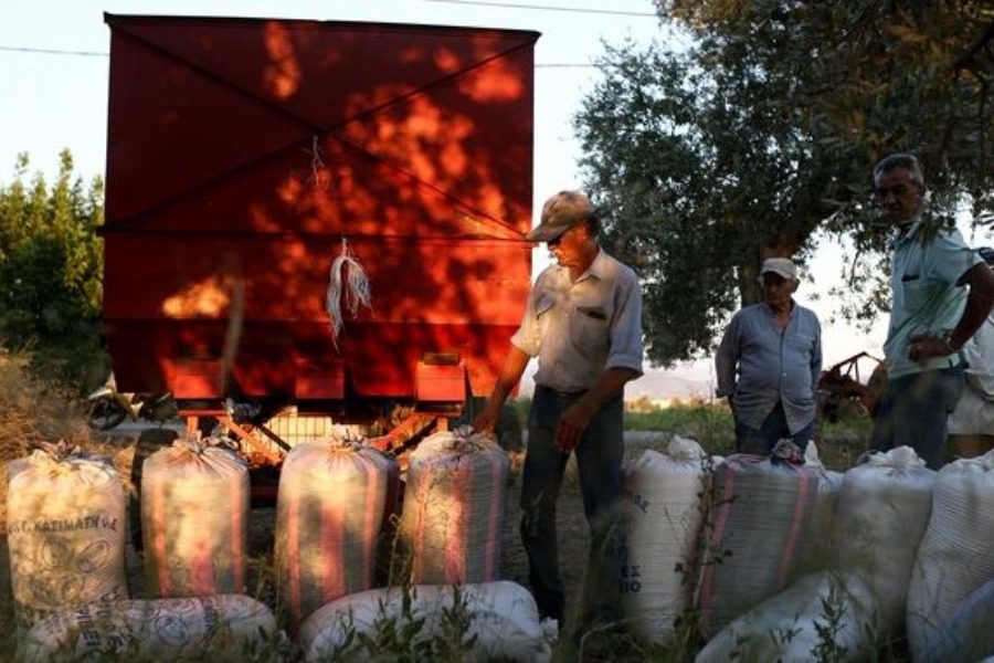 Συναγερμός για την επισιτιστική ασφάλεια της χώρας: Σύσκεψη υπό τον Μητσοτάκη