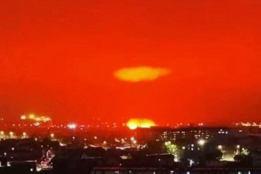 Κίνα: Ο ουρανός βάφτηκε κόκκινος 