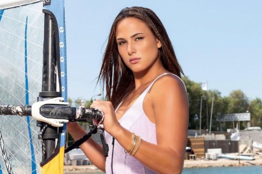 Η Ασημίνα βάζει «φωτιές» με τις καυτές φωτογραφίες της