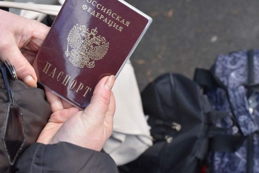 Βαλτικές χώρες και Πολωνία απαγορεύουν από τα μεσάνυχτα την είσοδο σε Ρώσους τουρίστες