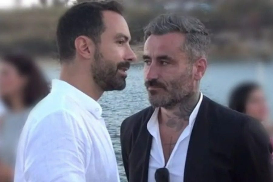 Σάκης Τανιμανίδης: Με τον Μαυρίδη δίνουν μια δεύτερη ευκαιρία στη φιλία τους ‑ Η αγκαλιά των δύο ανδρών